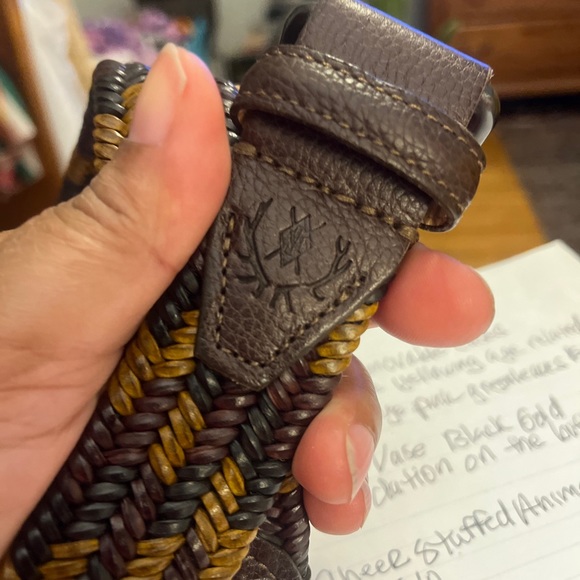 Men’s Designer Belt Marked Made In Italy Solid Brass Buckle Size 35 Browns Black - Picture 3 of 10